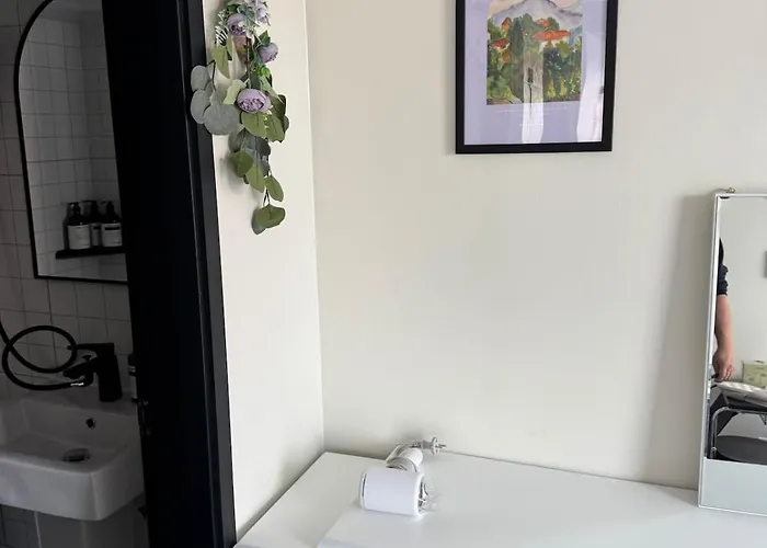 Casa de hóspedes Hausda Private Bathroom Queen Picture Window *